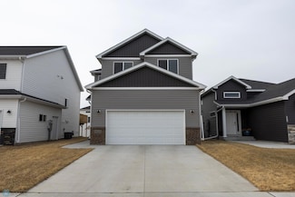 4964 Big Goose Ln S, Fargo, ND 58104