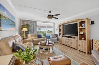 23279 Barwood Ln N Unit 402, Boca Raton, FL 33428