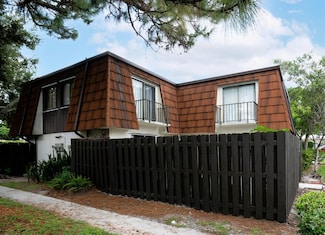 2244 White Pine Cir Unit B, Greenacres, FL 33415