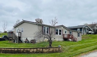 214 SE State St, Milan, MO 63556