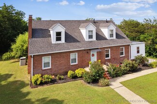 1210 E 15th St, Ada, OK 74820