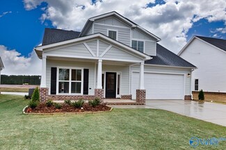 304 Shadow Ct, Huntsville, AL 35824