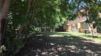 1613 N Bradley St, McKinney, TX 75069