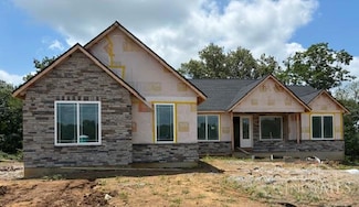 3569 Sunny Acres Dr, Ross, OH 45013