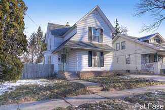 543 Shirley St NE, Grand Rapids, MI 49503