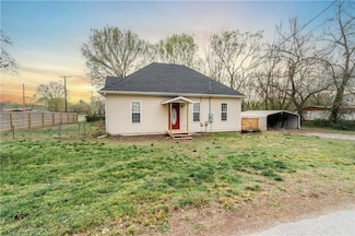 501 2nd Ave SW, Gravette, AR 72736