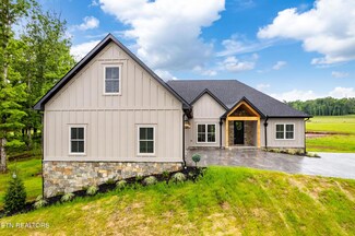 909 Sophie Dr, Greenback, TN 37742