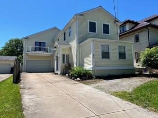 1687 Bryant St, Erie, PA 16509