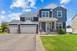 2108 Meadowlark Ln, Shakopee, MN 55379