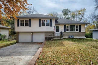 1911 E 28th Ave, Kansas City, MO 64116