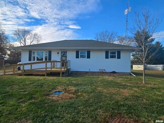 14 Hiel Dr, Bushnell, IL 61422