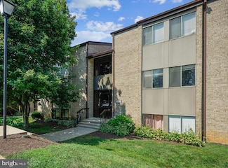 18910 Smoothstone Way Unit 1, Montgomery Village, MD 20886