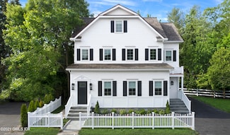 27 Bridge St, Greenwich, CT 06830