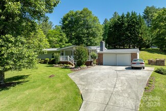 625 Carson Creek Rd, Brevard, NC 28712