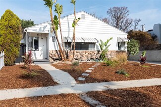 11133 Emelita St, North Hollywood, CA 91601