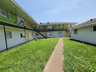 6706 Ralston St, Houston, TX 77016