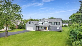 8081 Tennessee Ave, Willowbrook, IL 60527