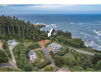 103 Boiler Bay St, Depoe Bay, OR 97341