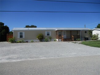 2038 SE 32nd St, Okeechobee, FL 34974