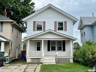 1819 Grand Ave, Davenport, IA 52803