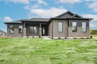 1214 Normandy Rue, Sugarcrk Township, OH 45458