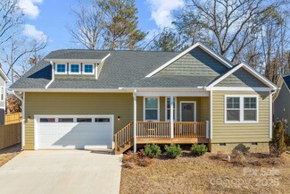 79 Greenwood Fields Dr, Asheville, NC 28804