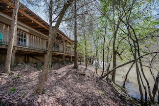 300 Polk Road 195, Mena, AR 71953