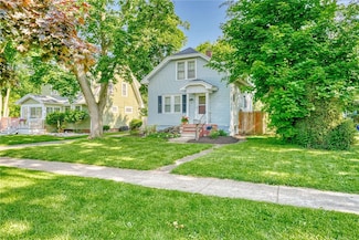 42 Worcester Rd, Rochester, NY 14616