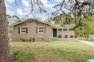 201 Woodside Dr, Irondale, AL 35210