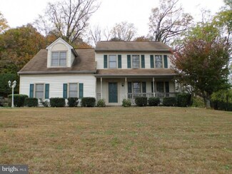 14 Fox Farm Ln, Downingtown, PA 19335