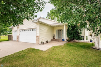 106 12th St NE, Barnesville, MN 56514
