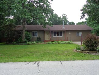 122 Red Oak Dr, Carl Junction, MO 64834