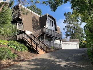 4515 Ewing Rd, Castro Valley, CA 94546