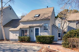 39 Mashie Cir Unit C, Mashpee, MA 02649