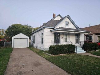 611 N 10th St, Salina, KS 67401