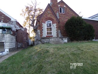 5970 Astra Ave, Saint Louis, MO 63147