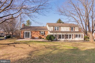46 Club View Ln, Phoenix, MD 21131