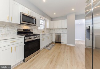 2224 Oakwood Ln, Atco, NJ 08004