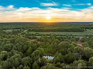 13 Slaughterville Rd, Wanette, OK 74878