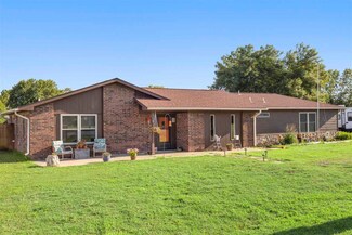 823 W Chickasaw Ln, Stillwater, OK 74075