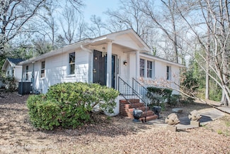 430 Valley Rd, Alexander City, AL 35010