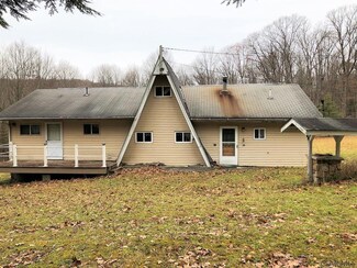 263 Taylor Rd, Confluence, PA 15424