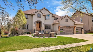 5604 S Jersey Tess Dr, Sioux Falls, SD 57108