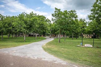 2432 County Road 402, Falfurrias, TX 78355