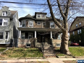 43-47 Mapes Ave, Newark, NJ 07112