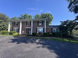 1029 Princeton Rd, Madisonville, KY 42431