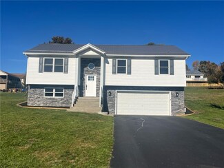 573 Madison Dr, Smithfield, PA 15478