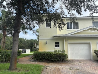 2630 Creekside Dr, Fort Pierce, FL 34981
