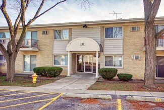 551 Carlysle Dr Unit 11, Clarendon Hills, IL 60514