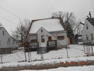 267 N Kendall St, Aurora, IL 60505
